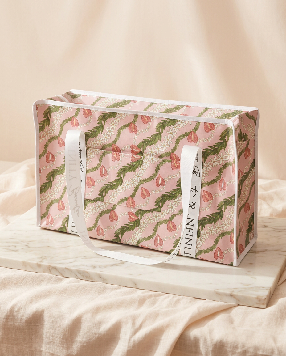 Hand-picked Totes by Mel